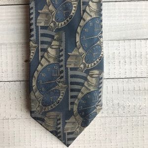 Men’s Dunhill tie